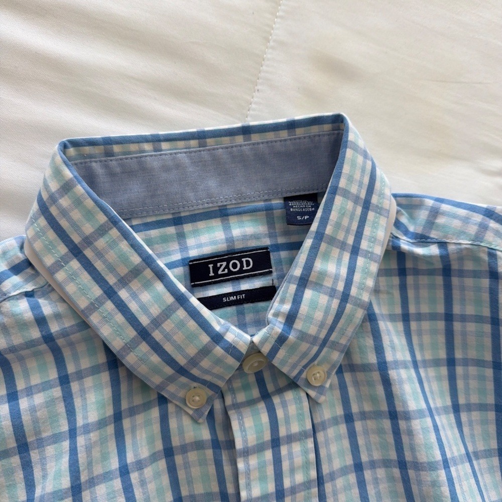 Izod Men's Short Sleeve Button-Down Shirt, Slim Fit Blue Teal White Size Small - Picture 2 of 9
